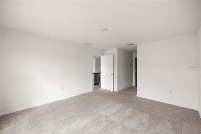 Building Photo - 8904 SW 50th Ter