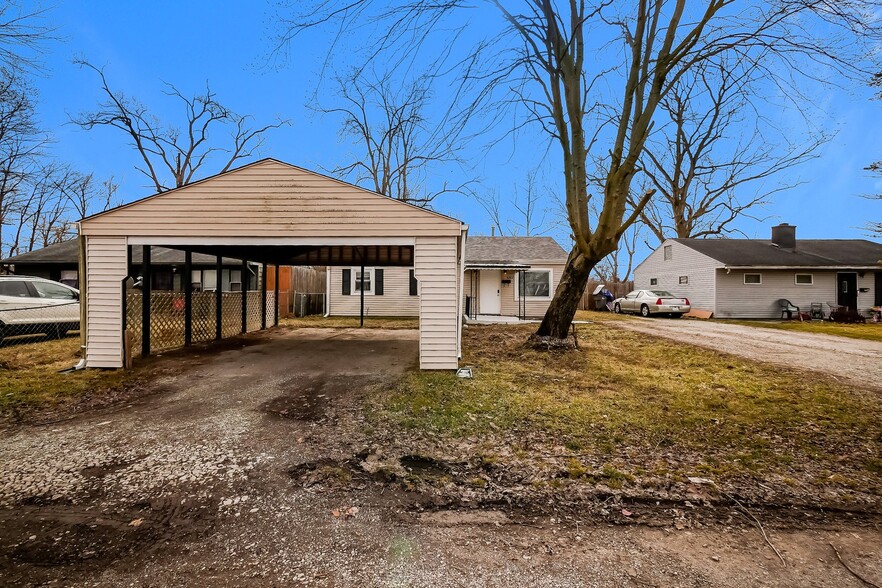 Building Photo - 4709 E 33rd St