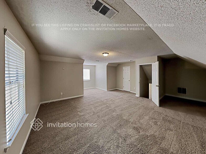 Building Photo - 114 Brooks Mill Ln