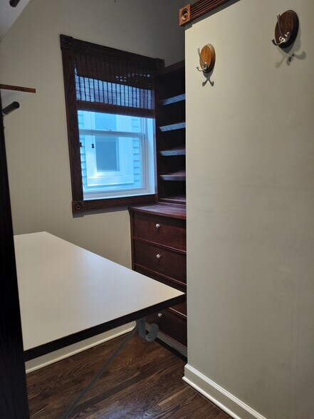 Walk-in closet - 3046 N Leavitt St