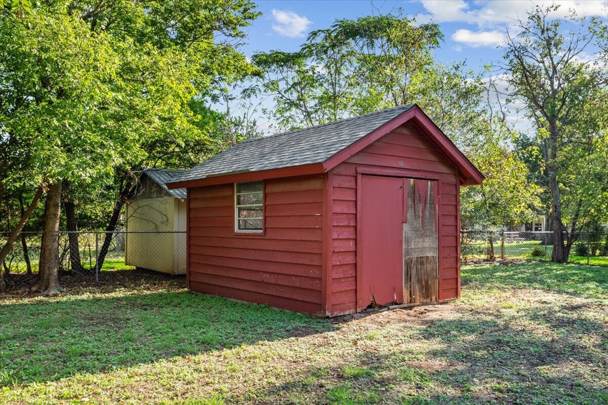 Building Photo - 12205 Midland Walk