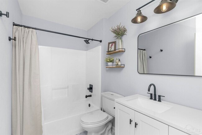 Building Photo - 1512 Galvin Ave