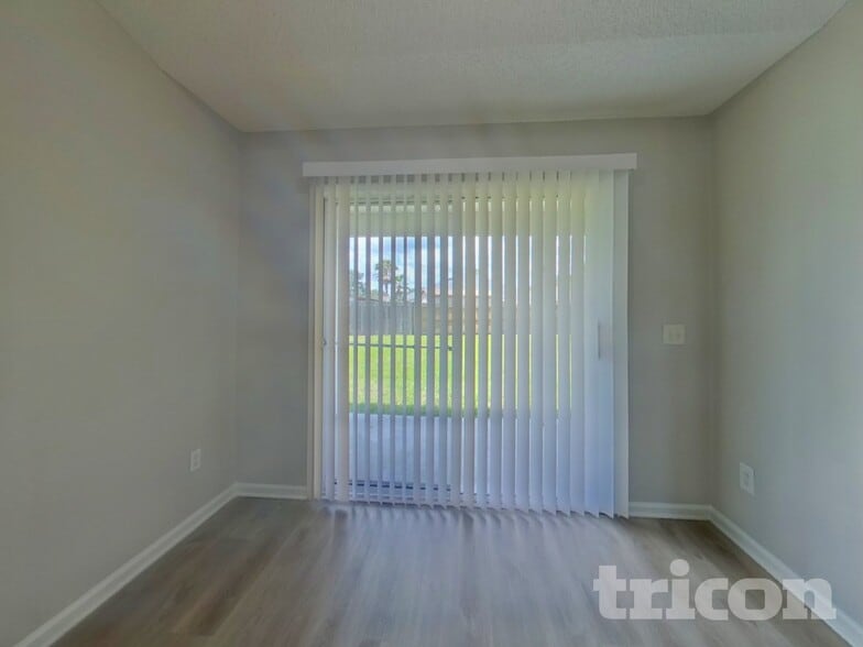 Building Photo - 6896 Kettle Creek Dr