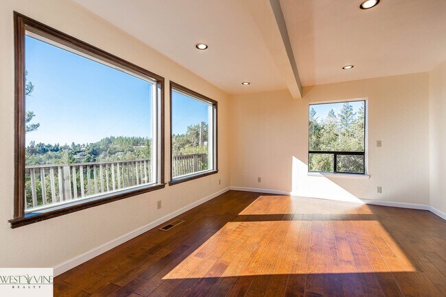Building Photo - Oceanview Mountain Retreat Home On 3+ Acres