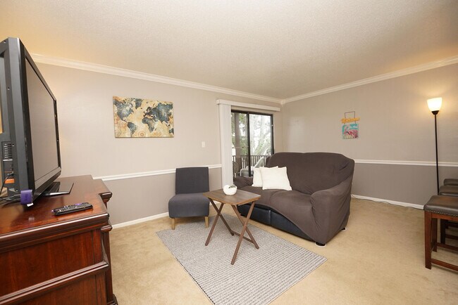 Building Photo - 308 Miracle Strip Pkwy