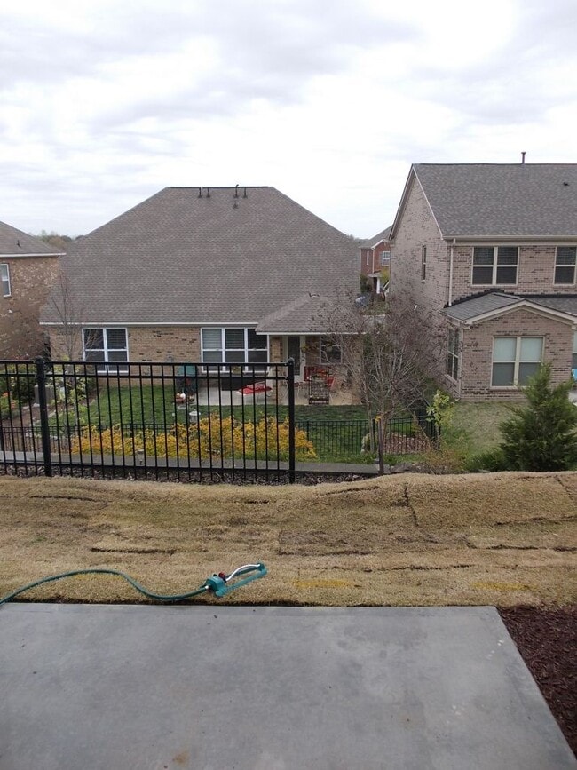 Building Photo - 3 Bed 2.5 Bath 2 story townhome in Christe...