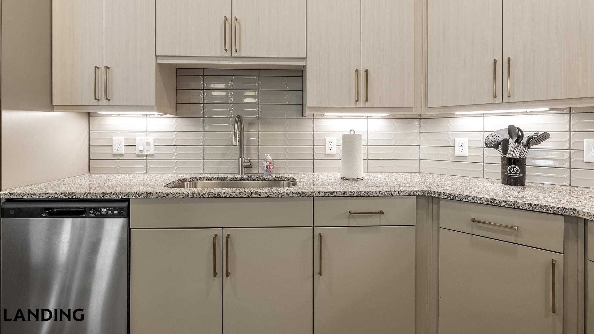 Building Photo - 13701 Montfort Dr