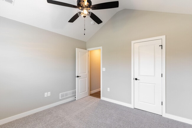 Building Photo - 1808 Wes Milligan Ln