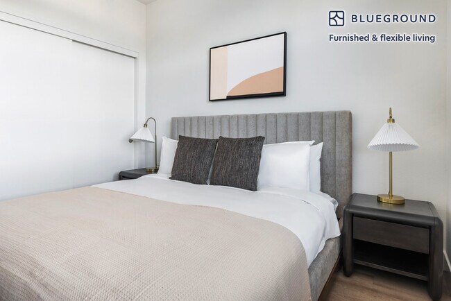 Building Photo - 261 El Camino Real