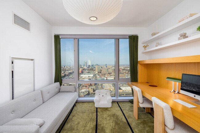 Building Photo - 75 Park Ln S