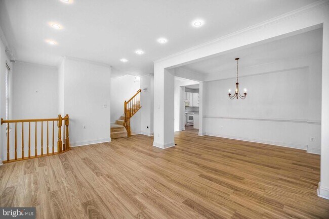 Building Photo - 43782 Brookline Terrace