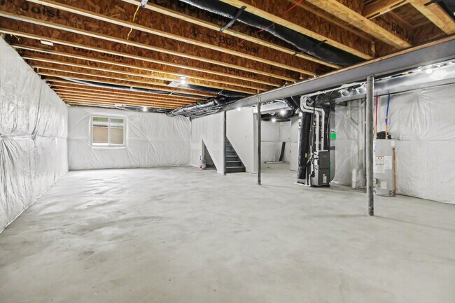 Building Photo - 832 Kuss Dr