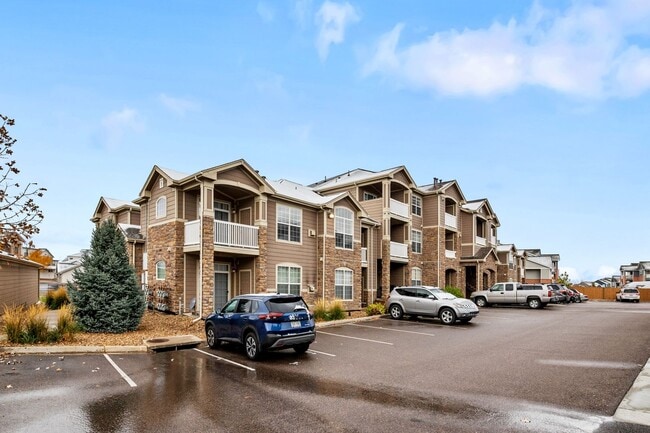 Building Photo - Gorgeous Two Bedroom Windmill Creek Condo!