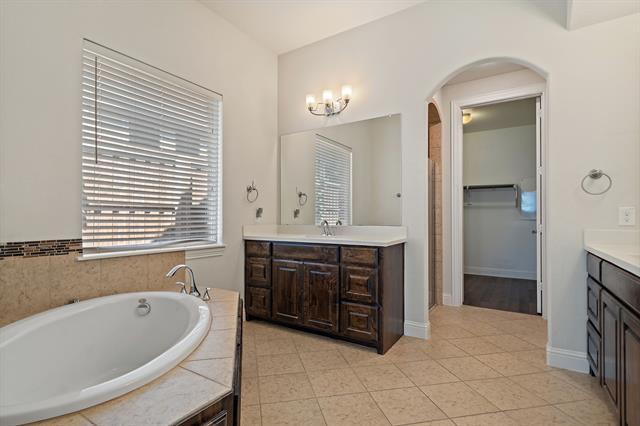 Building Photo - 208 Rolling Fork Bend
