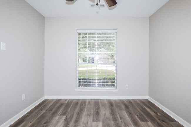 Building Photo - 6642 Durango Creek Dr
