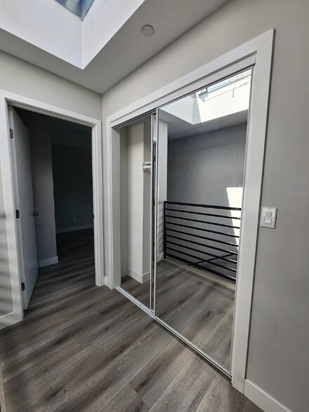 Building Photo - 3330 Portola Ave