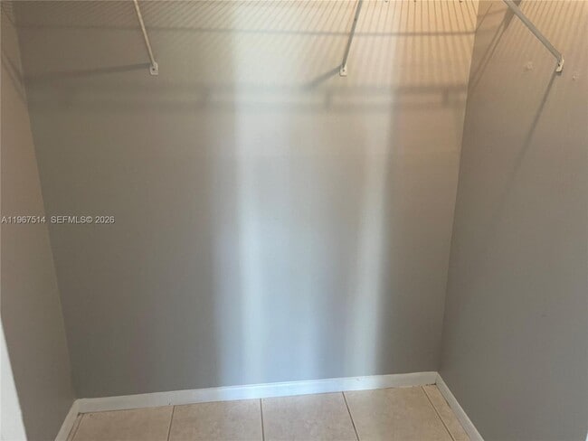 Building Photo - 8043 Lagos De Campo Blvd