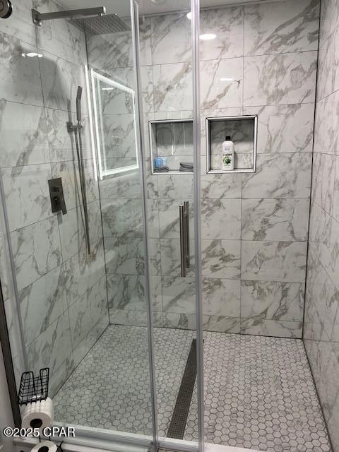 Building Photo - 1219 Thomas Dr