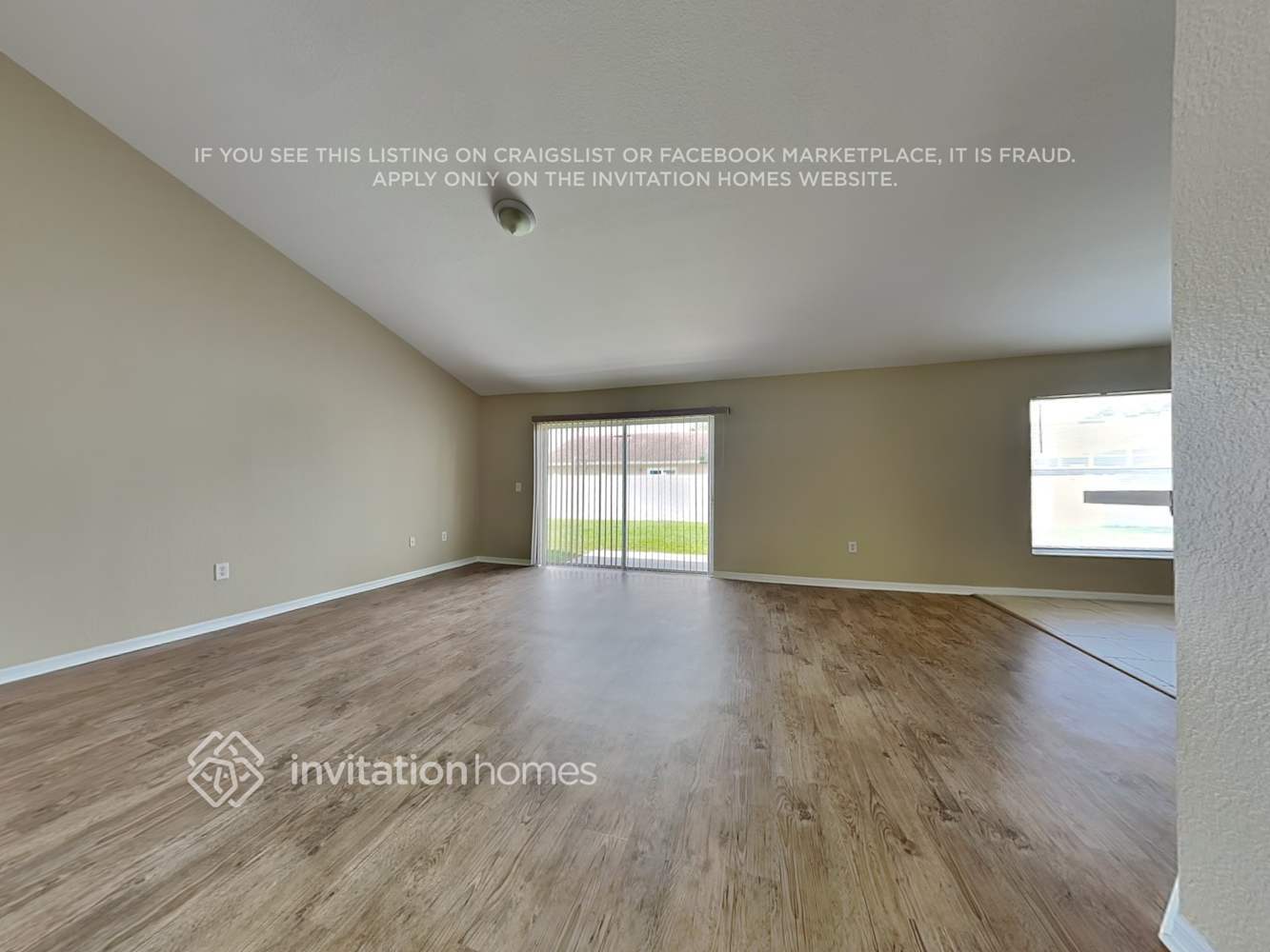 Building Photo - 3201 Thoroughbred Loop N