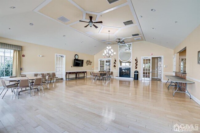 Building Photo - 2034 Edward Stec Blvd