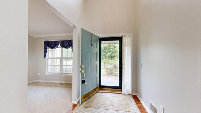 Building Photo - 4890 N Ridgeside Cir
