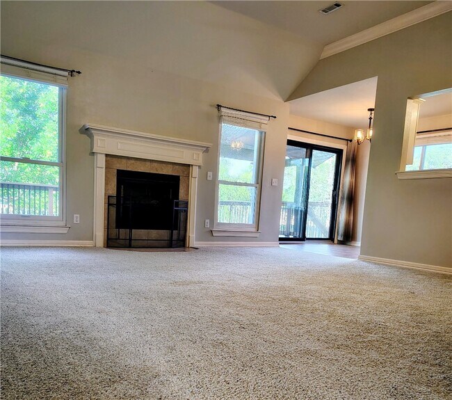 Building Photo - 311 Ketch Ct