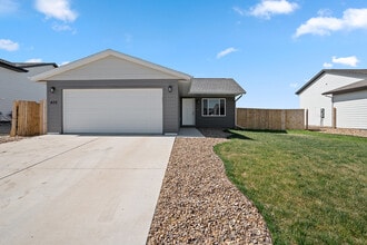 Building Photo - 405 Nighthawk Dr