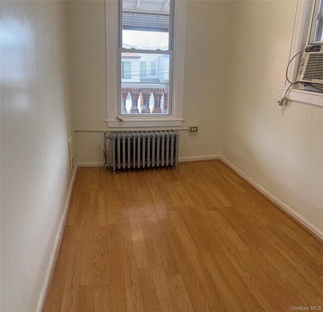 Building Photo - 103-14 91st St