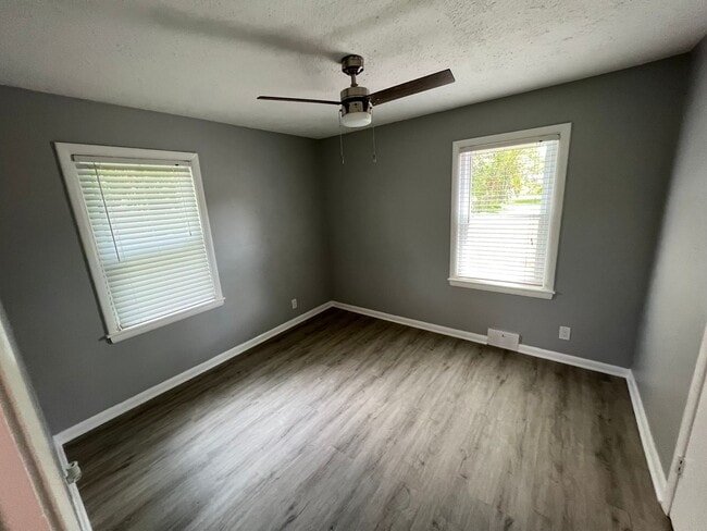 Building Photo - 12208 Ridge Crest Dr