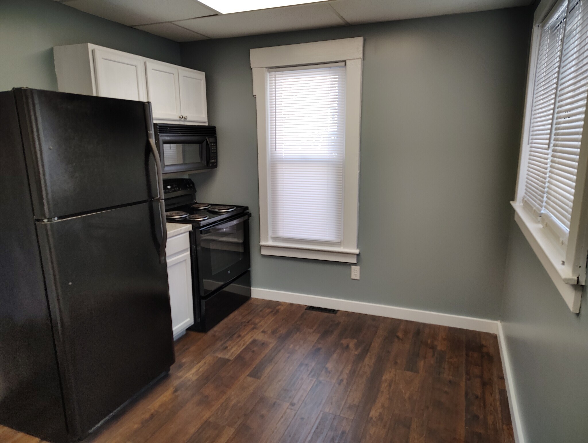 Building Photo - 20 Averill St