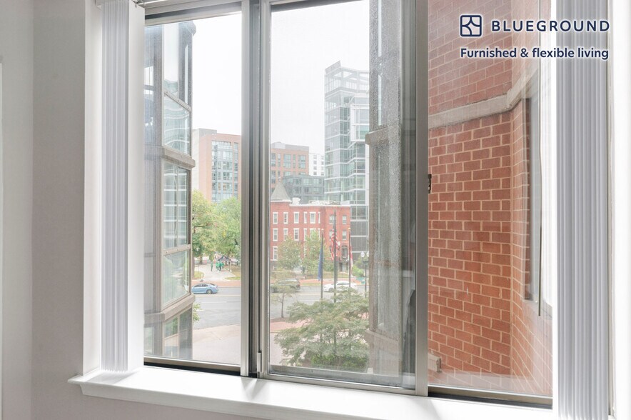 Building Photo - 450 Massachusetts Ave NW