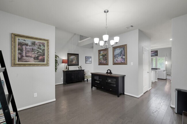 Building Photo - 24542 Grayson Falls Ln