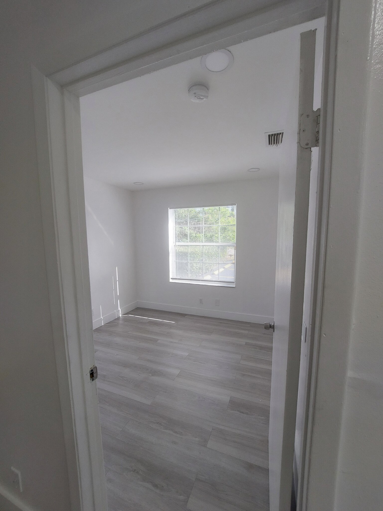 Building Photo - 2319 Johnson St