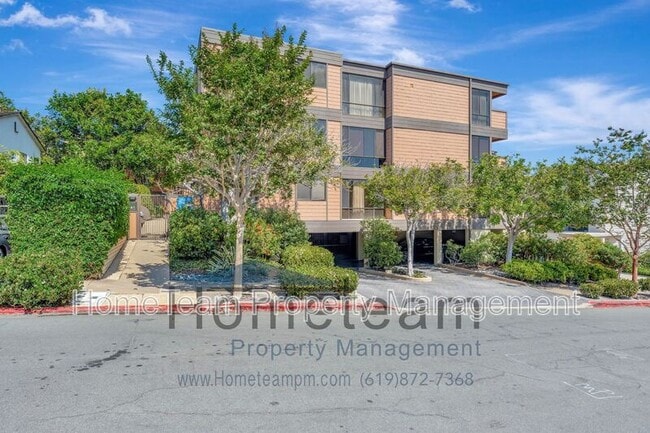 Building Photo - 2940 Lawrence St