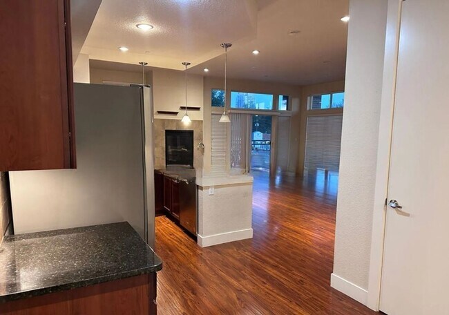 Building Photo - Long Realty & Property Management - Bluepr...