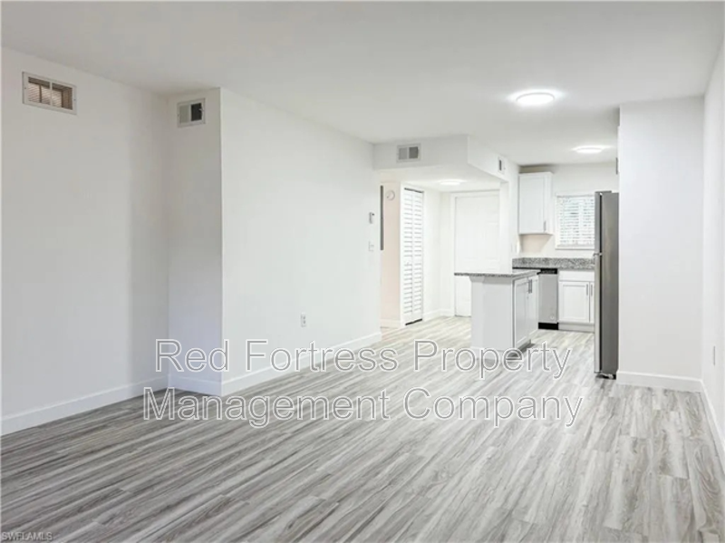 Building Photo - 11931 Palm Bay Court