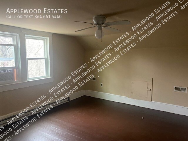 Building Photo - 540 S 284