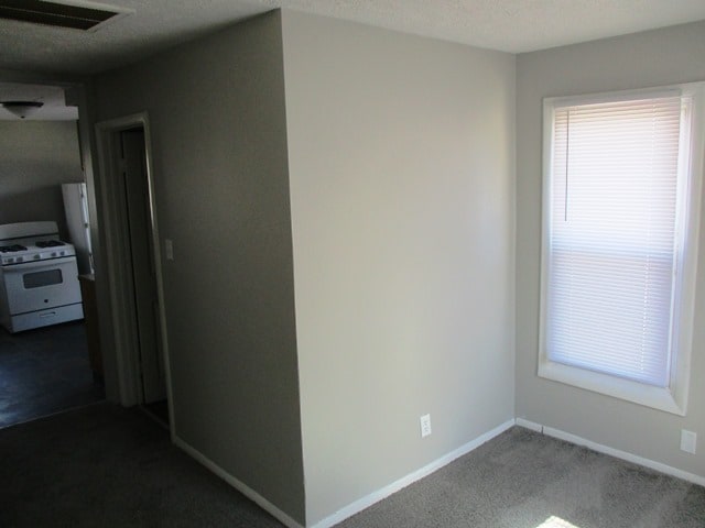 Building Photo - 905 W Front St