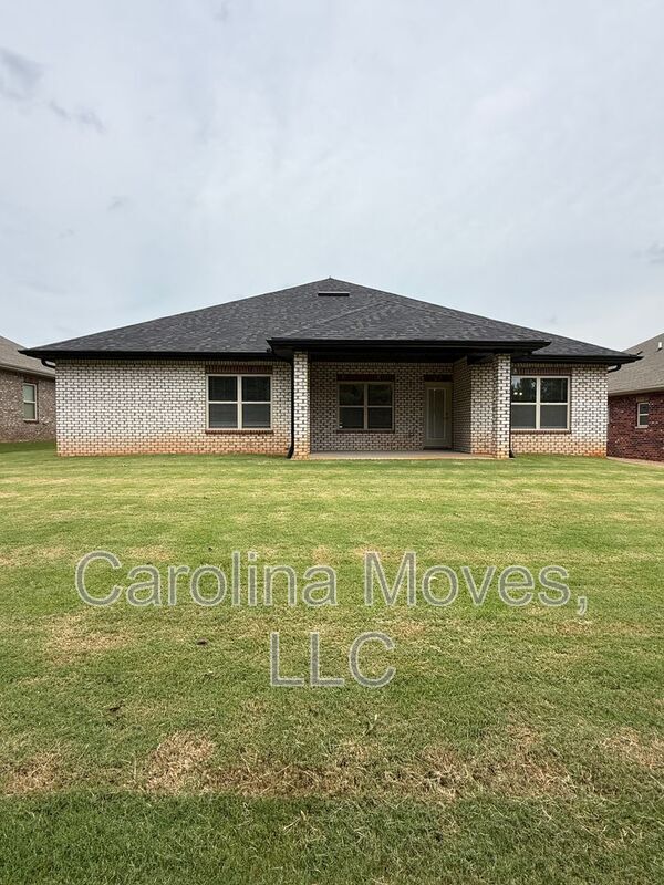 Building Photo - 3 Bracken Wds Wy