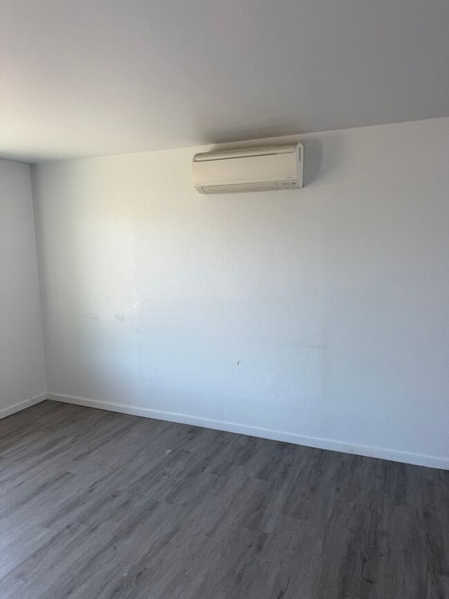 Building Photo - 9996 - Procurement Properties