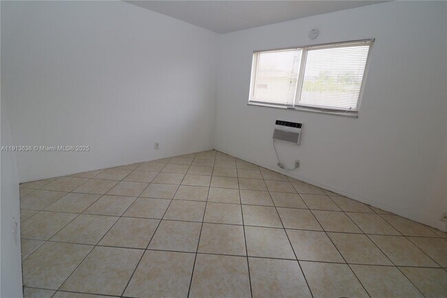 Building Photo - 59 NW 37th St