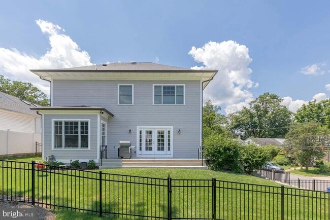 Building Photo - 4917 Bayard Blvd