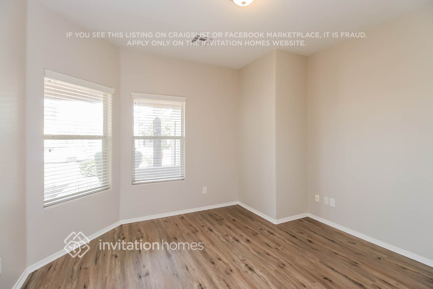 Building Photo - 3677 E Remington Dr