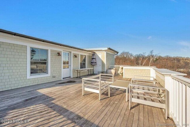 Building Photo - 1 Home Pl