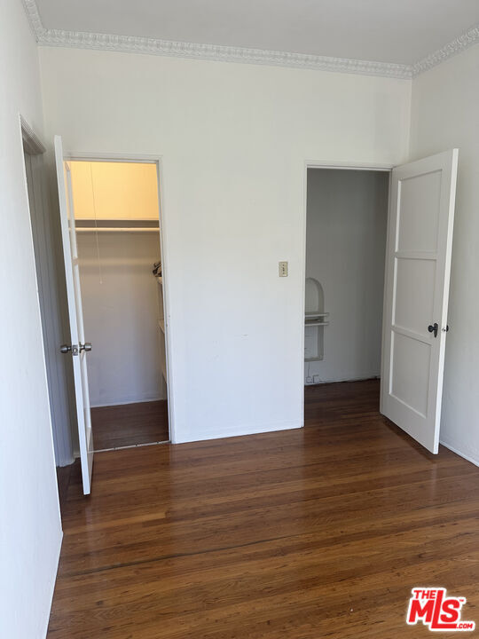 Building Photo - 5564 W 6th St