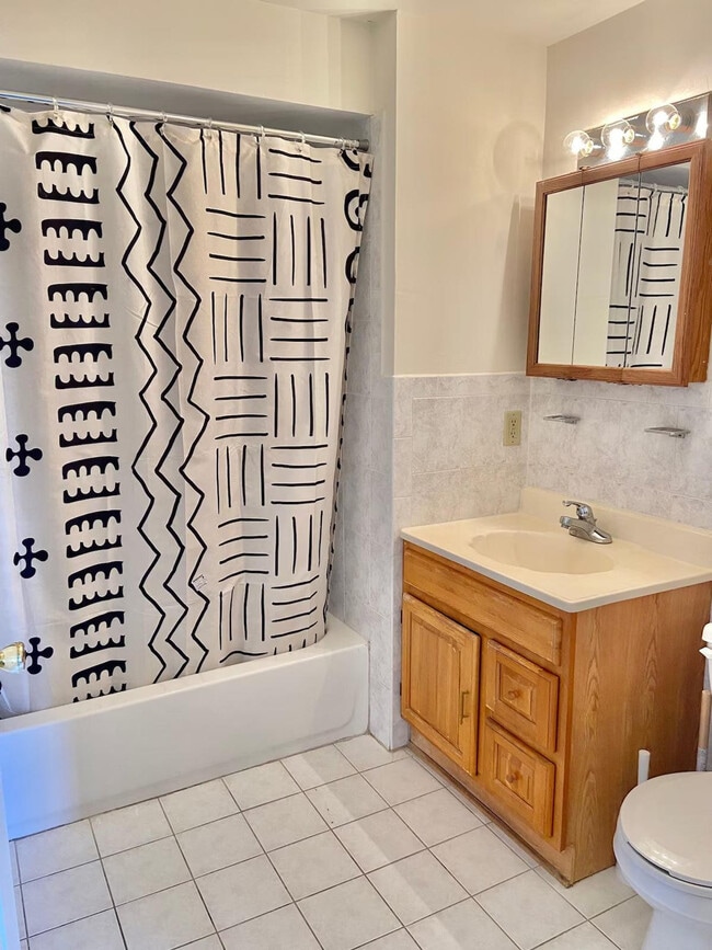 Building Photo - 331 Jefferson St