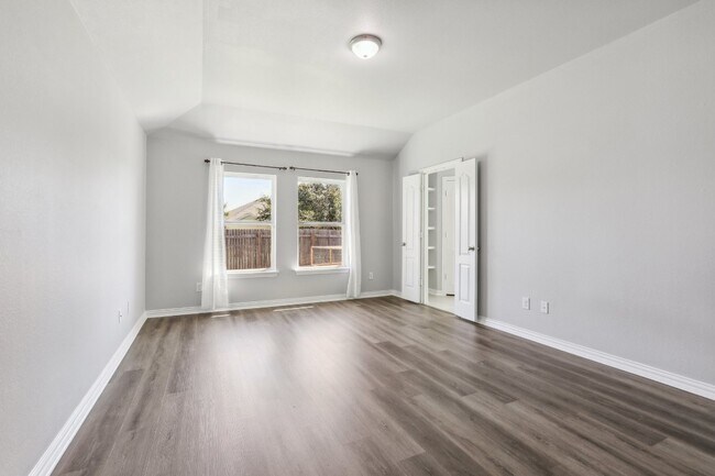 Building Photo - 1218 Rhonda Cove