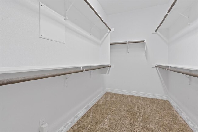 Building Photo - 6624 Llano Stage Trl