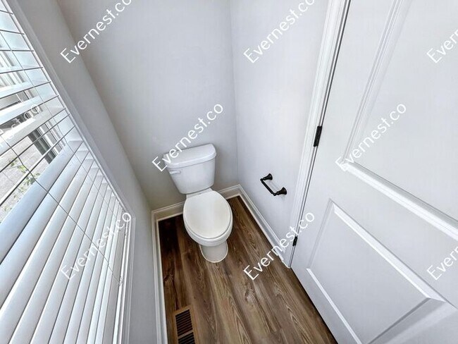 Building Photo - 428 Stovall Pl