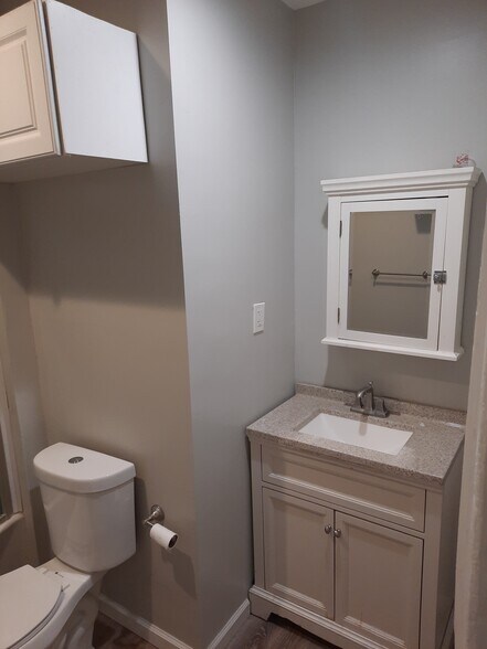 Bathroom - 257 W Utica St